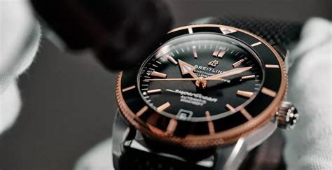 how does rolex work without battery